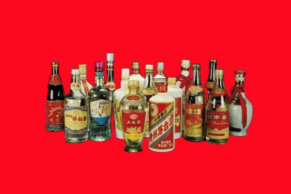 金塔县回收十八老酒.jpg